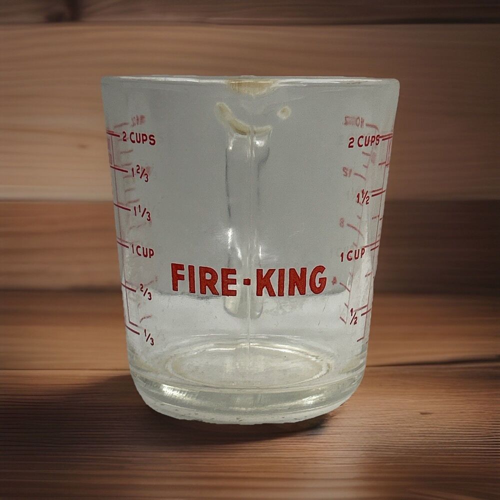 Vintage Anchor Hocking FIRE KING Glass 2 Cup Measuring 16 oz #498 USA Red
